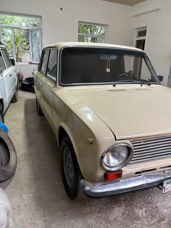 Lada (VAZ) 21011, 1.3 L, 1985 il, 160 000 km 20-DL-841 — Avtomobillər, Gəncə (3)