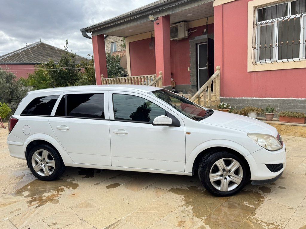 Opel Astra, 1.3 L, 2009 il, 341 000 km — Avtomobillər, Bakı (2)