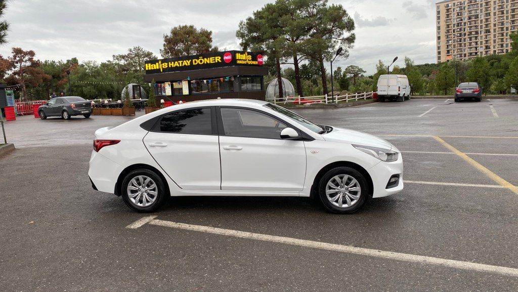 Hyundai Accent, 1.4 L, 2018 il, 165 000 km — Avtomobillər, Bakı (2)