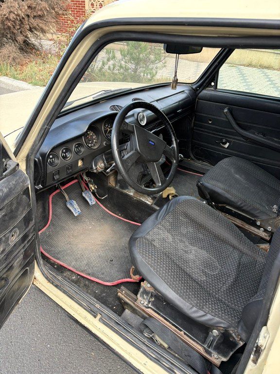 Lada (VAZ) 21011, 1.3 L, 1985 il, 160 000 km 20-DL-841 — Avtomobillər, Gəncə (9)