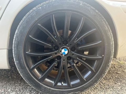 BMW orijinal üslubunda qara rəngli yüngül lehimli disk və şin — Masazır