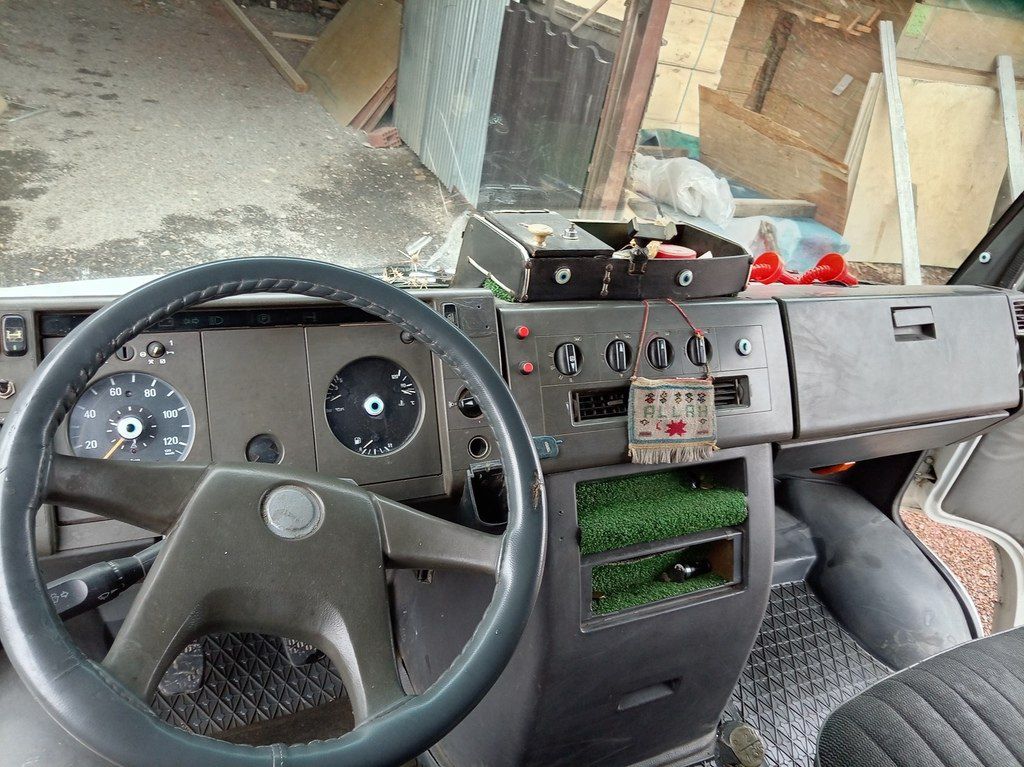 Mercedes 611 D, 4.0 L, 1994 il, 400 000 km — Yük maşınları, Masallı (3)