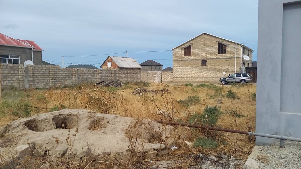 Siyəzən rayonu Gənclik qəsəbəsi Cabir Novruz küçəsində kupçalı — Torpaq, Siyəzən (3)