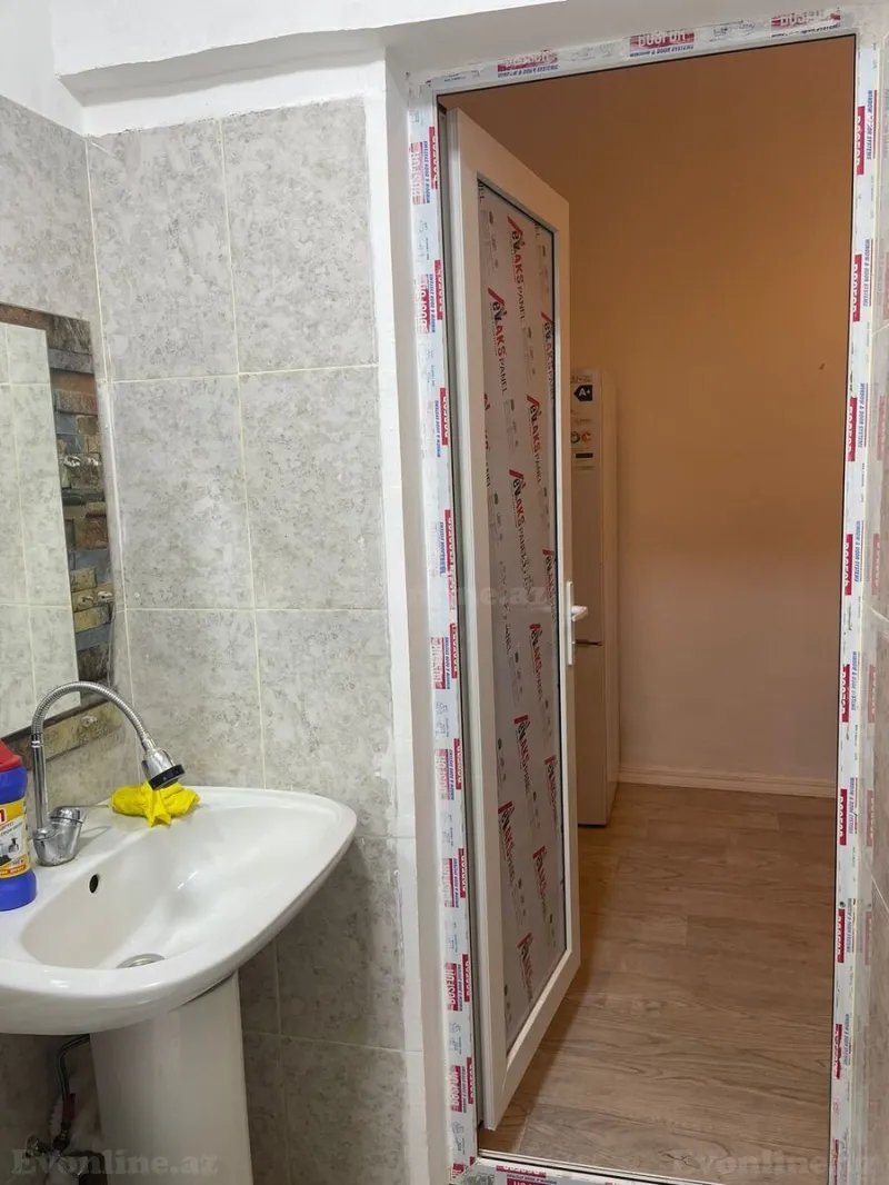 Kirayə verilir 1 otaqlı Mənzil Köhnə tikili 46 m² Bakı, Nəsimi r — Mənzil, Bakı (3)