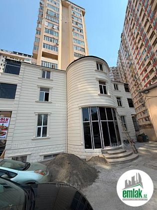 Satılır 20 otaqlı 925 m² obyekt 28 May m