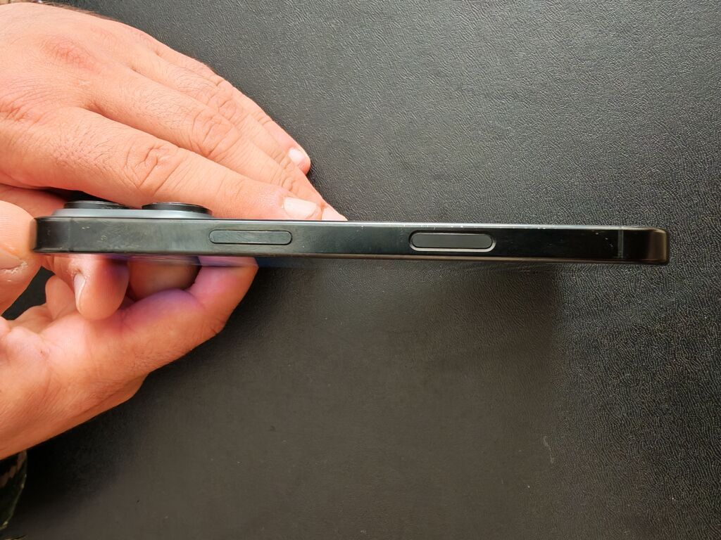 IPhone 16 Pro, 256 GB, Graphite, Face ID — Apple iPhone, Masazır (4)