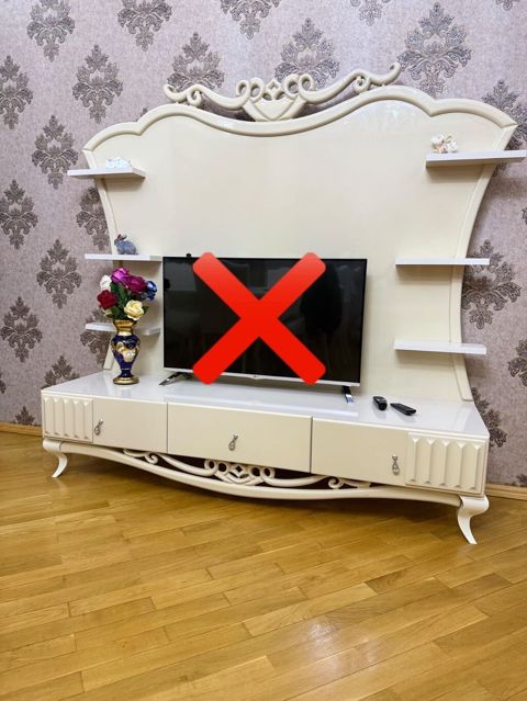 Tv stend 90 azn Unvan xetai(Gülü) E — Bakı