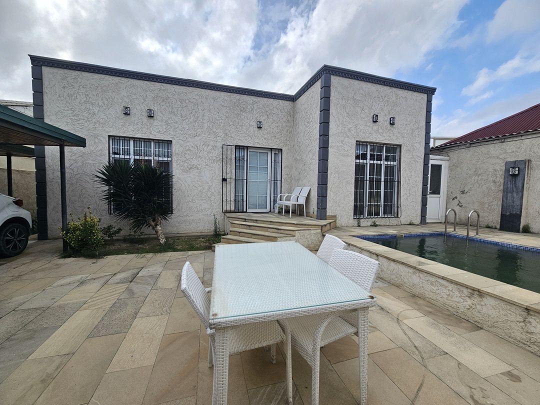 Satılır 4 otaqlı həyət evi/bağ evi 140 m² — Ev, villa, Bakı (2)