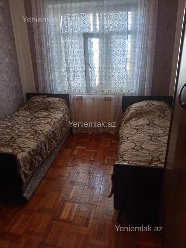 Satılır 3 otaqlı Bina evi menzil (Köhnə tikili), 74 m², 13-cü mikrorayon — Mənzil, Sumqayıt (5)