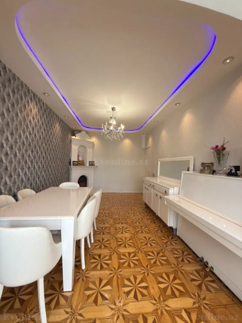Satılır 4 otaqlı Mənzil Köhnə tikili 115 m² Bakı, Nərimanov r — Mənzil, Bakı (4)