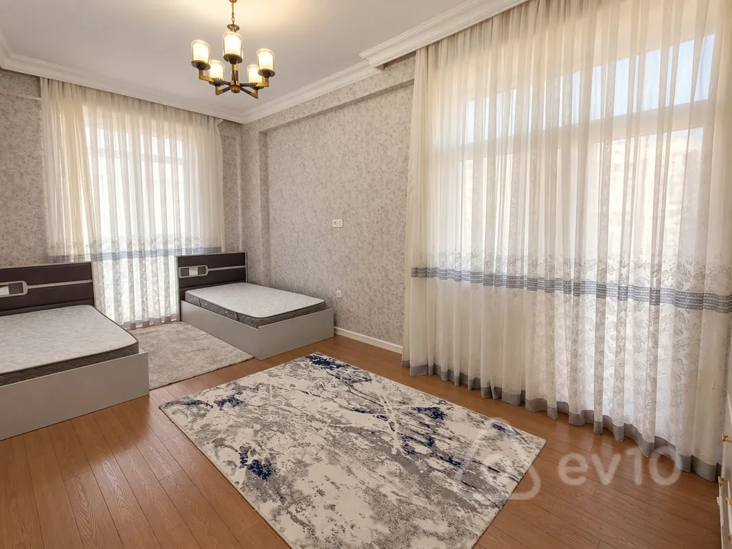 3 otaqlı mənzil, 110 m², Rüstəm Rüstəmov — kirayə — Mənzil, Bakı (5)
