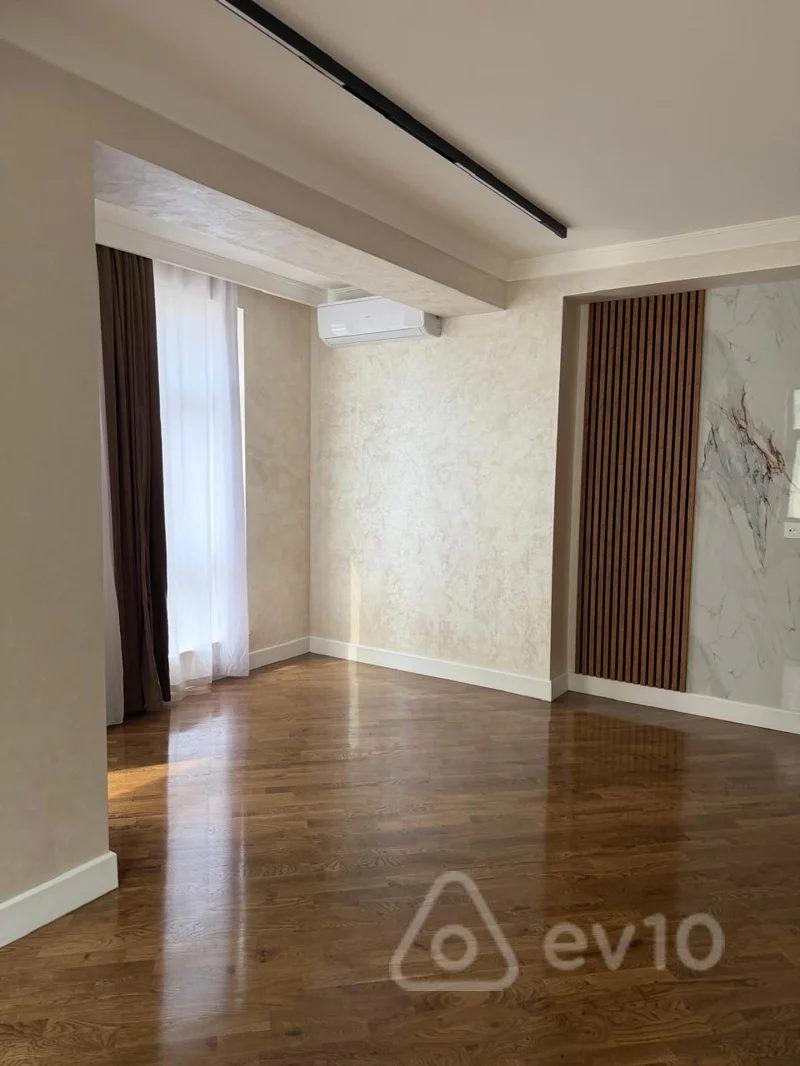 3 otaqlı mənzil, 110 m², Qarabag kucesi — Mənzil, Bakı (2)