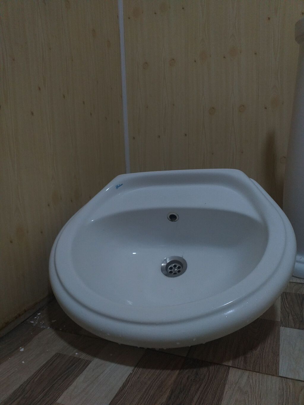 İşlənmiş Çanaq, Keramika, Zəmanətsiz, Ünvandan götürmə — Lavabolar, Bakı (2)