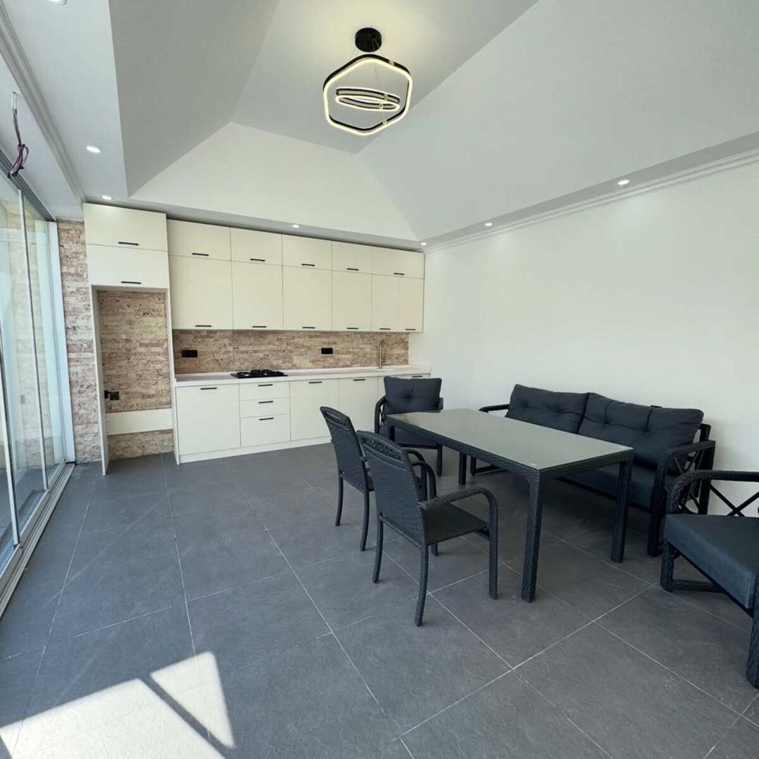 Satılır 5 otaqlı həyət evi/bağ evi 300 m² — Ev, villa, Bakı (5)