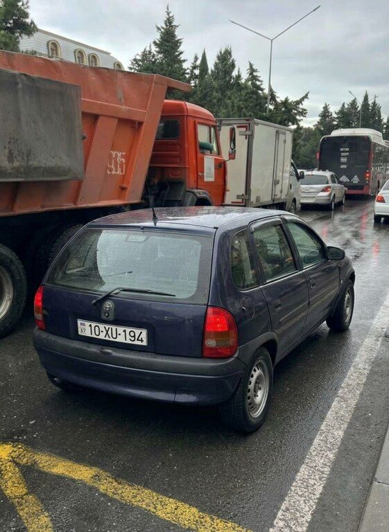 Opel Vita, 1.4 L, 1998 il, 343 736 km 10-XU-194 — Avtomobillər, Bakı (2)