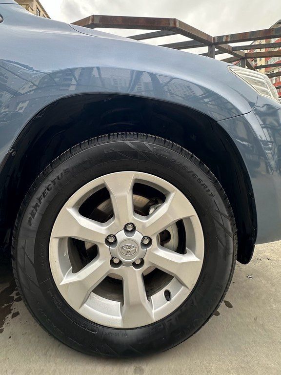 Toyota RAV4, 2.0 L, 2011 il, 115 000 km — Avtomobillər, Bakı (11)