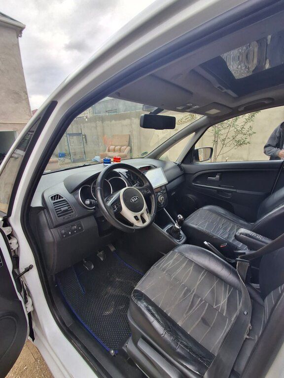 Kia Venga, 1.6 L, 2011 il, 403 000 km — Avtomobillər, Bakı (9)