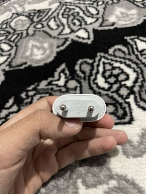 Apple Usb‑c Güc Adapteri (şarj başlığı) - Güc çıxışı: 20W Usb‑c Power — Digah