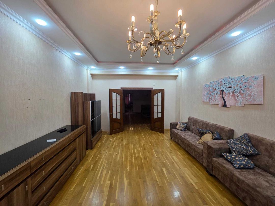 İcarəyə verilir 3 otaqlı yeni tikili 130 m² — Mənzil, Bakı (2)
