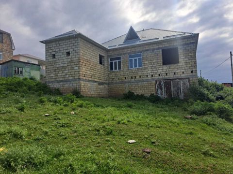Villa, Quba r — Quba