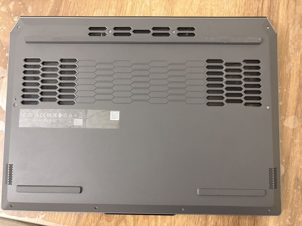 İşlənmiş Lenovo LOQ, 16 Intel Core i5, 512 GB — Lenovo, Bakı (2)