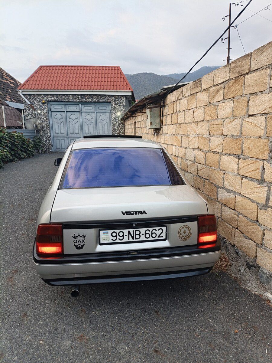 Opel Vectra, 1990 il 99-NB-662 — Avtomobillər, Qax (8)