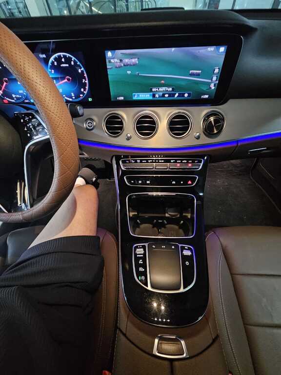 Mercedes E 200, 2.0 L, 2021 il, 77 000 km — Avtomobillər (9)