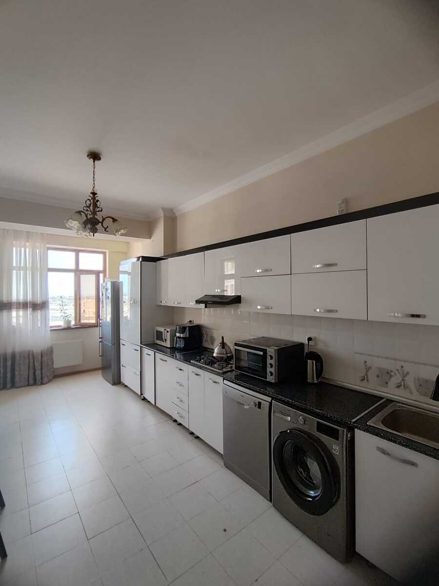 Satılır 3 otaqlı yeni tikili 132 m² — Mənzil, Bakı (4)