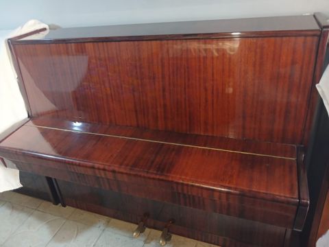 Piano — Bakı