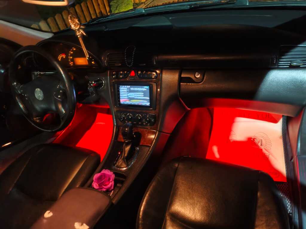 Mercedes C 240 4MATIC, 2.6 L, 2004 il, 396 801 km — Avtomobillər, Zaqatala (4)