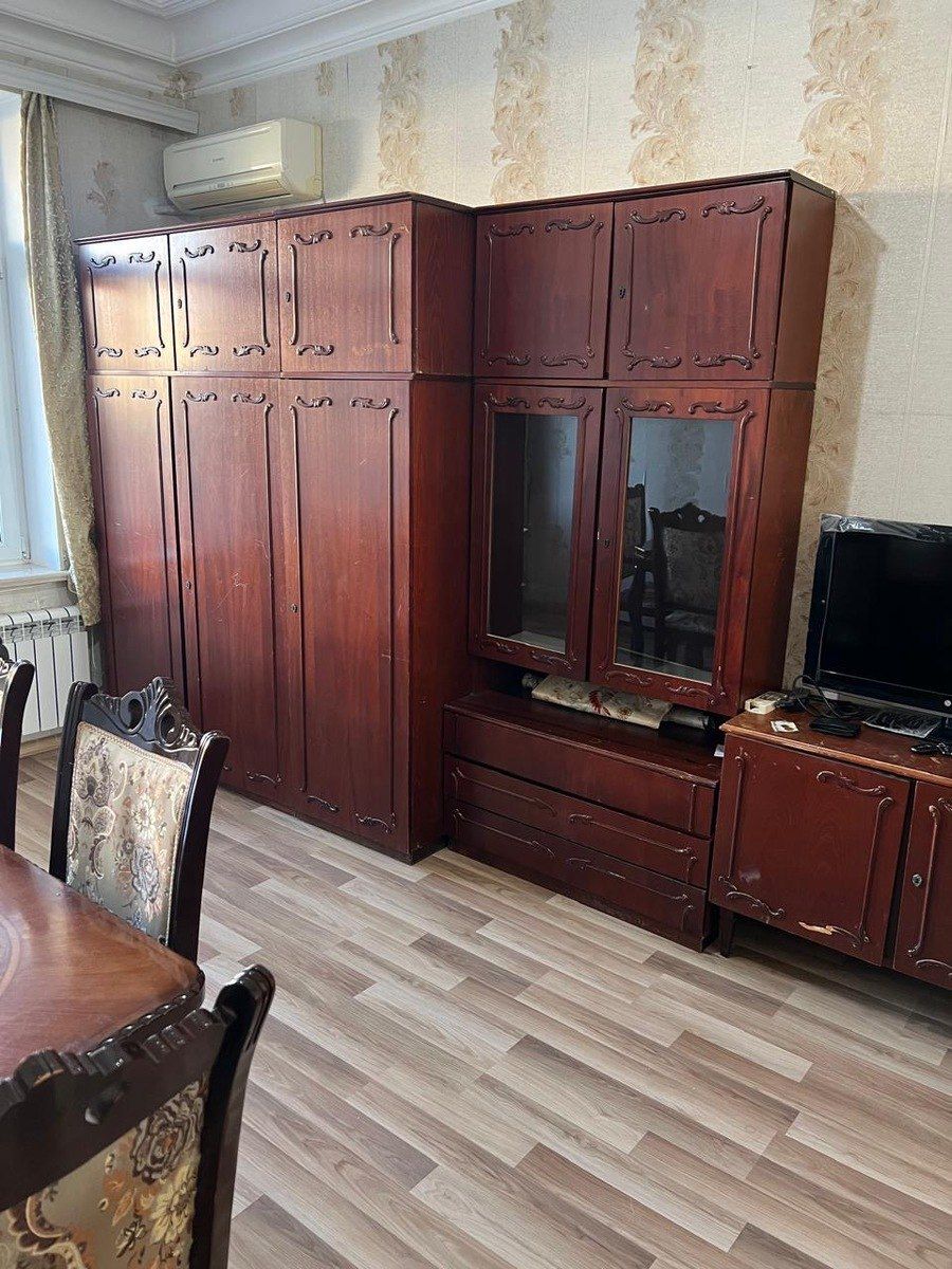 Satılır 2 otaqlı köhnə tikili 55 m² — Mənzil, Bakı (2)