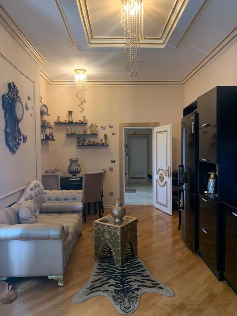 Satılır 5 otaqlı yeni tikili 200 m² — Mənzil, Bakı (3)