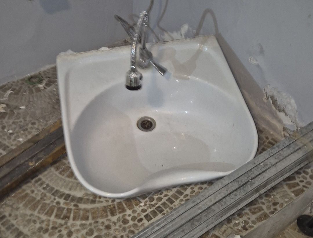 Salon çanağı — Biznes və avadanlıq, Bakı