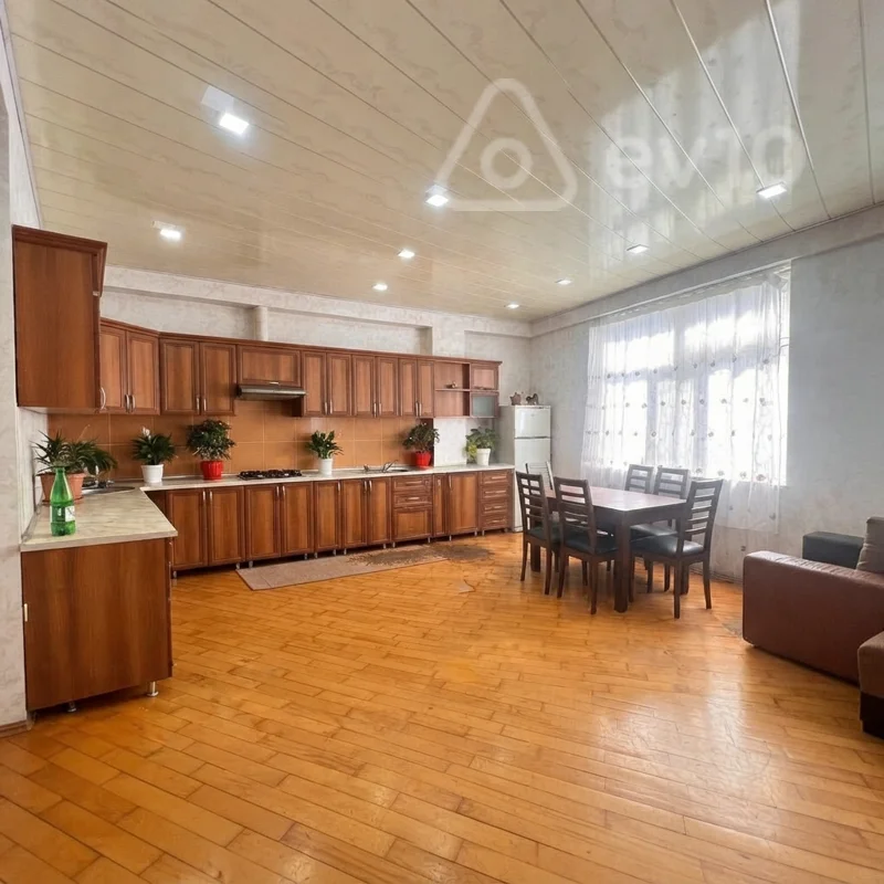 2 otaqlı mənzil, 70 m², Azər Manafov küçəsi — kirayə — Mənzil, Bakı (3)