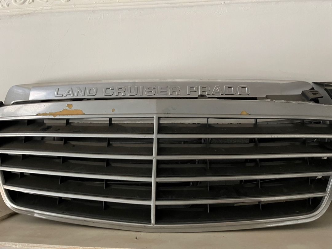 Mercedes C200 radiator barmaqlığı — Ehtiyat hissələri və aksesuarlar, Bakı (3)
