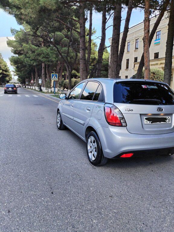 Kia Rio, 1.4 L, 2009 il, 102 000 km — Avtomobillər, Bakı (4)