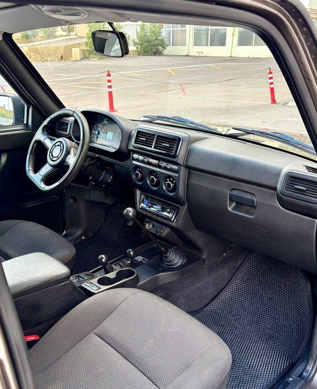 Lada (VAZ) Niva, 1.7 L, 2024 il, 27 000 km — Avtomobillər, Bakı (6)