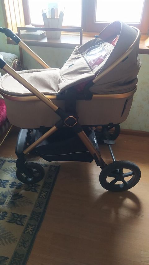 Uşaq arabası Kidilo — Bakı