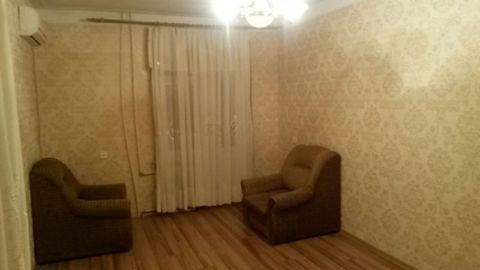 Satılır 2 otaqlı köhnə tikili 50 m² — Bakı