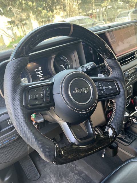 Jeep Wrangler sükanı — Bakı