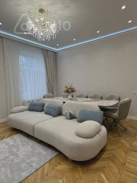 3 otaqlı mənzil, 90 m², 28 May — kirayə — Bəxtiyar