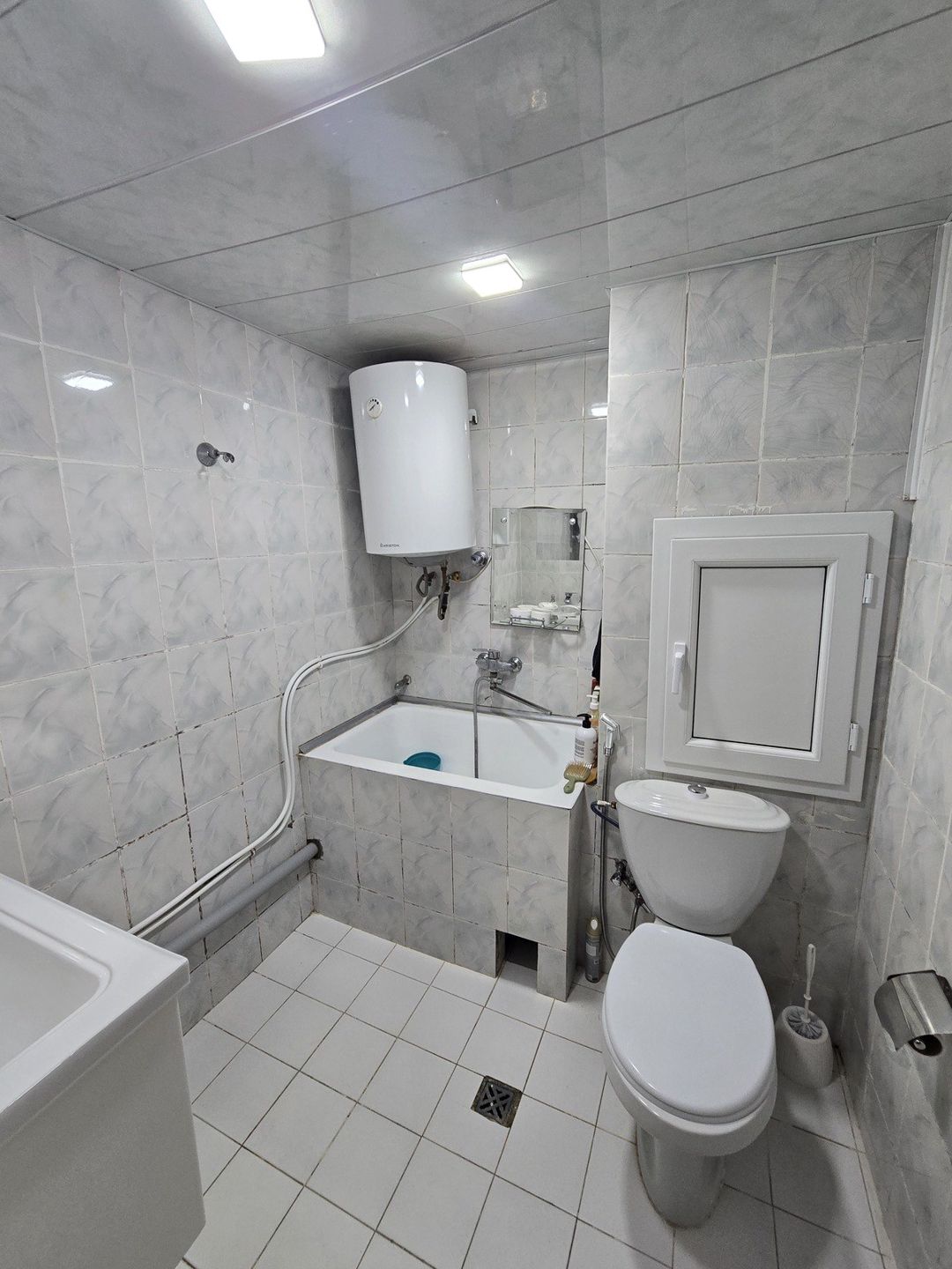 Satılır 2 otaqlı köhnə tikili 45 m² — Mənzil, Bakı (11)