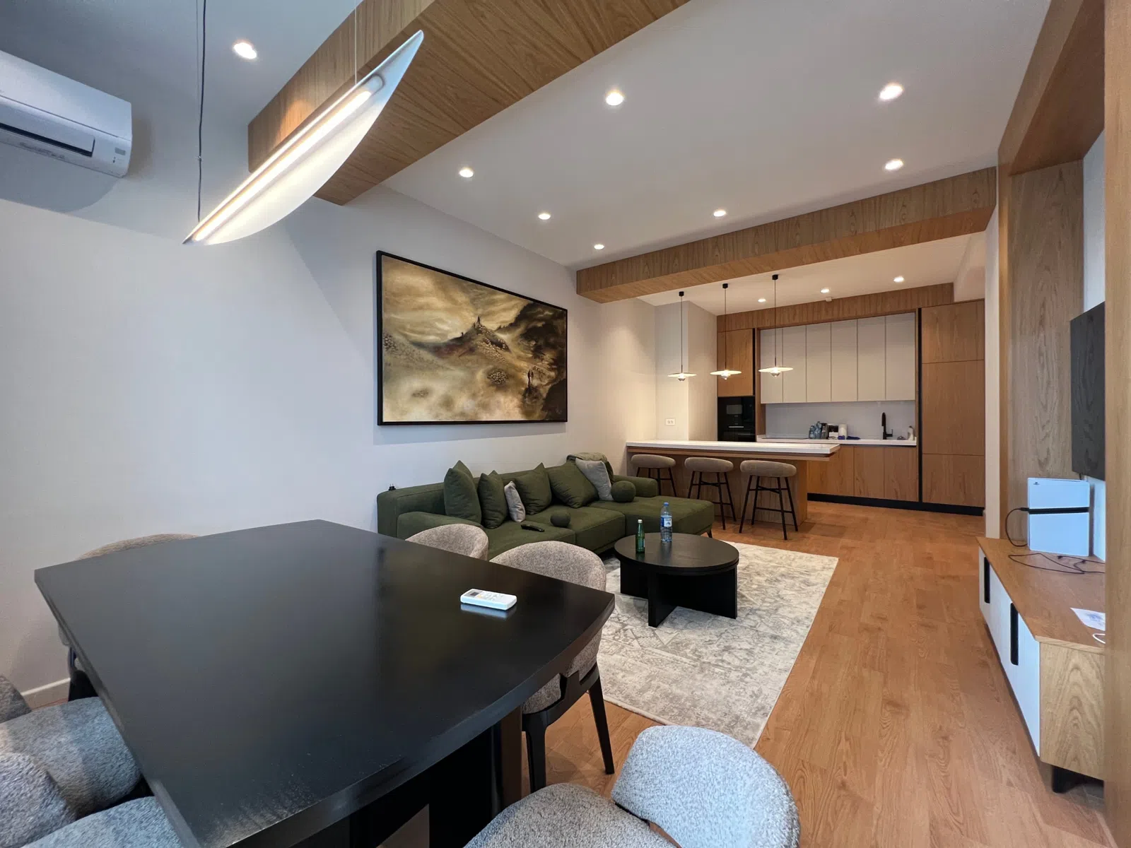3 otaqlı mənzil 117 m² kirayə verilir — Mənzil, Bakı (3)