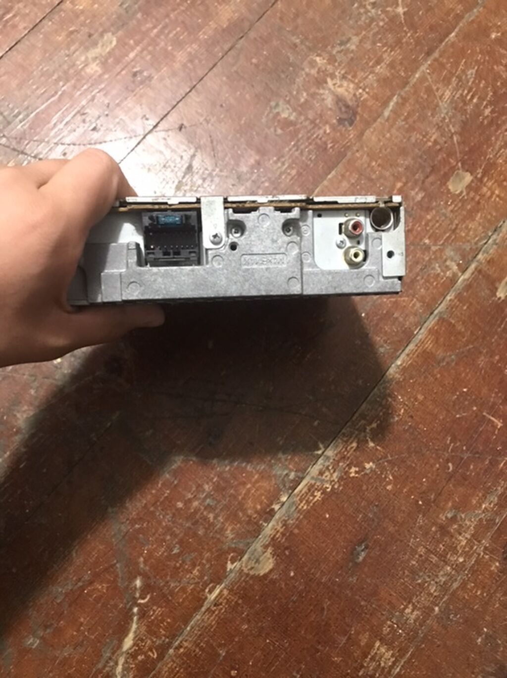 Pioneer DEH-3750MP avtomobil maqnitofonu biden sesi çixmir baska hec — Avtomobil akustikası, Bakı (4)