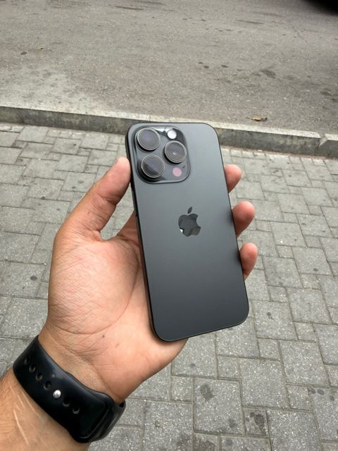 Apple iPhone 15 Pro Black Titanium 256GB/8GB — Bakı