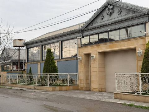 Plastik qapı pəncərə təmiri — Bakı