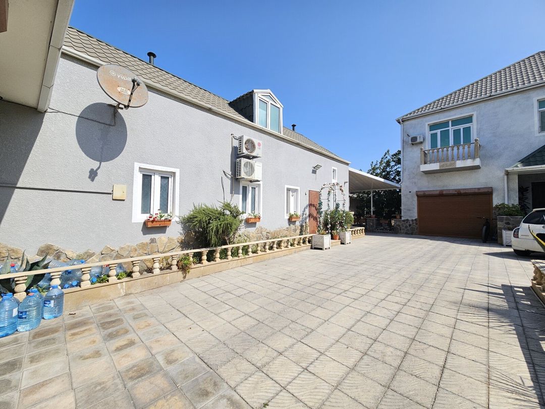 Satılır 5 otaqlı həyət evi/bağ evi 250 m² — Ev, villa, Bakı (9)
