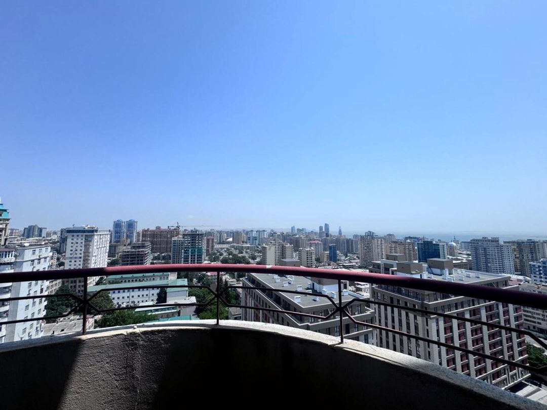 Satılır 3 otaqlı yeni tikili 180 m² — Mənzil, Bakı (3)