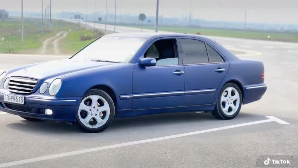 Mercedes E 270, 2.7 L, 2000 il, 505 000 km 90-VH-515 — Avtomobillər, Bakı (5)