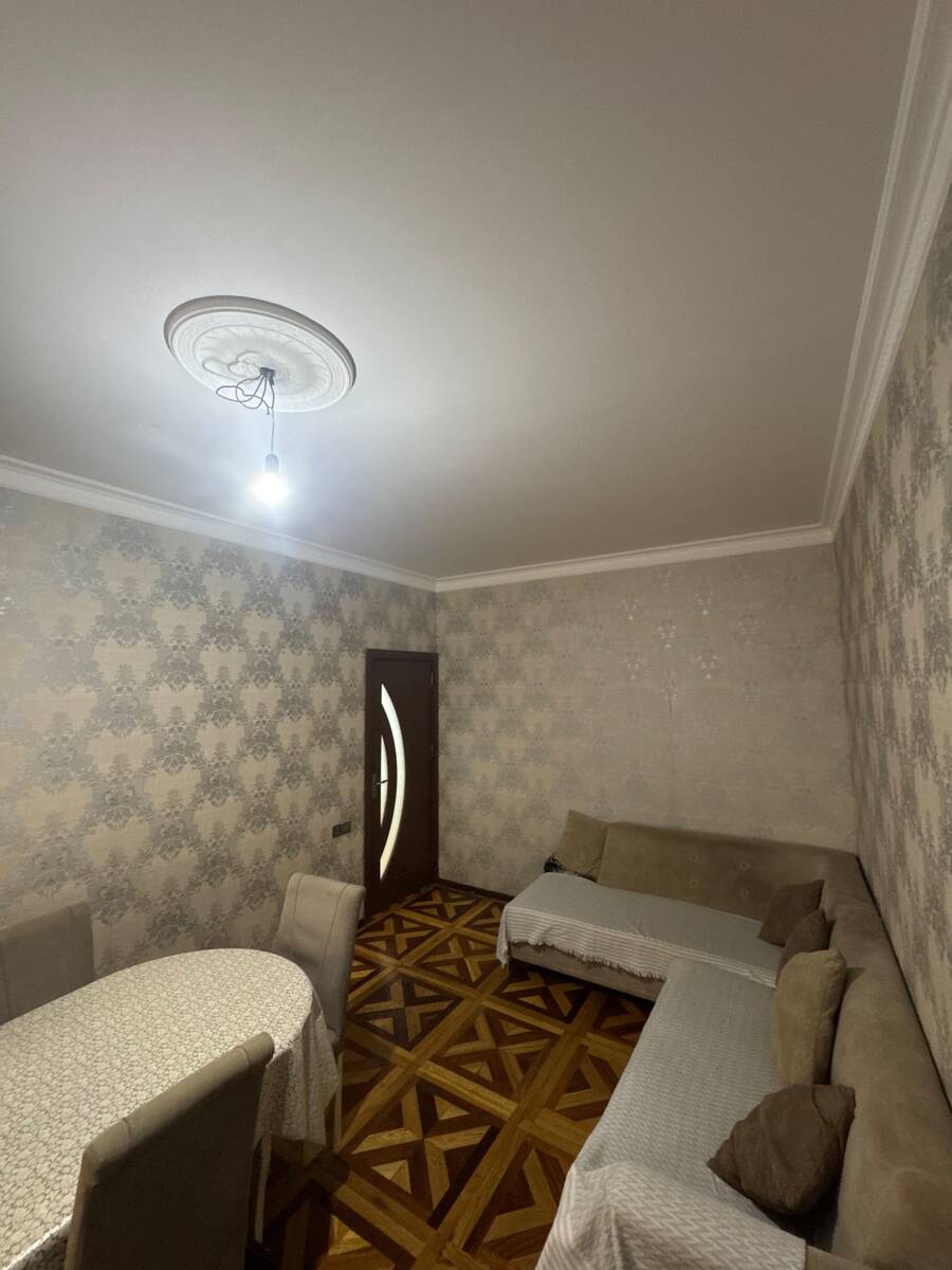 Satılır 4 otaqlı köhnə tikili 100 m² — Mənzil, Bakı (8)